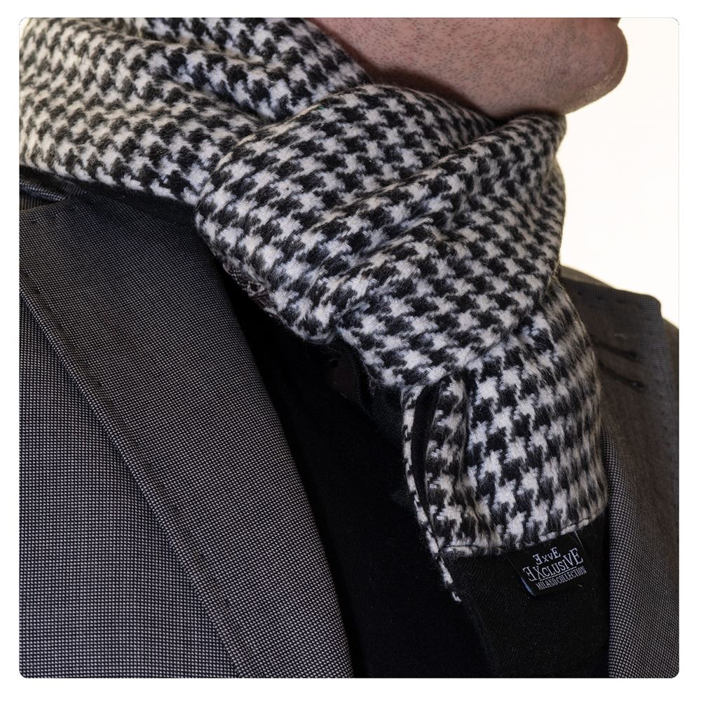 Black White Crowbar Mens Scarf