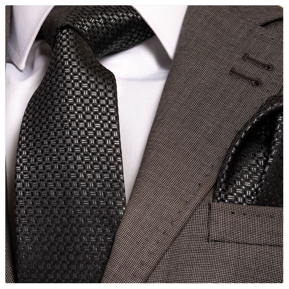 Black Gray Checkered Tie Pocket Square Set