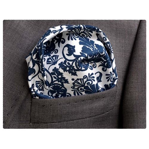 Mavi Beyaz Desenli Yaka Cep Mendili