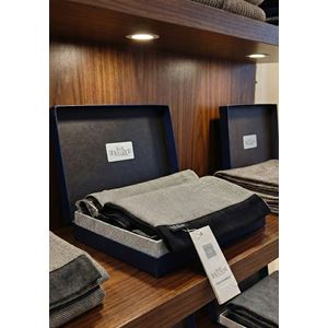 Silver Black Designer Mens Scarf with PU Leather Gift Box