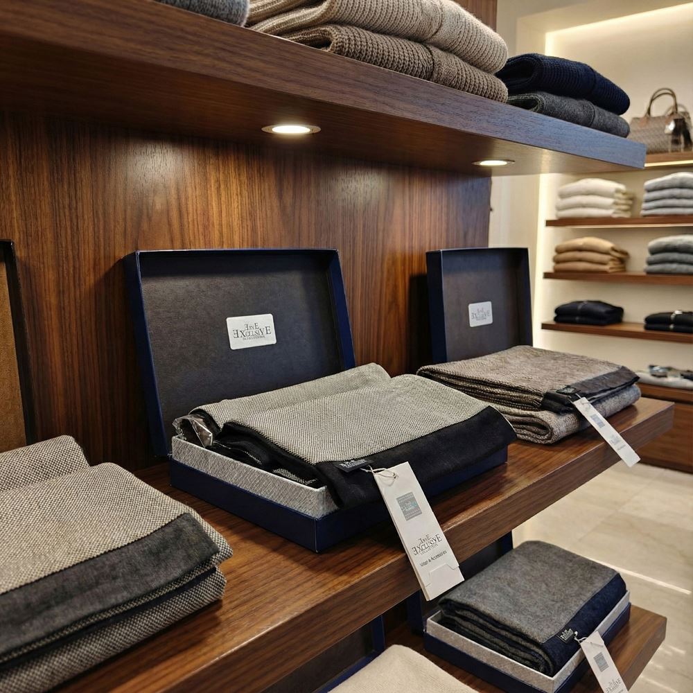 Silver Black Designer Mens Scarf with PU Leather Gift Box