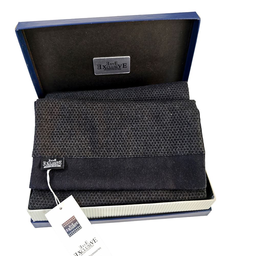 Navy Knitted Design Mens Scarf with PU Leather Gift Box