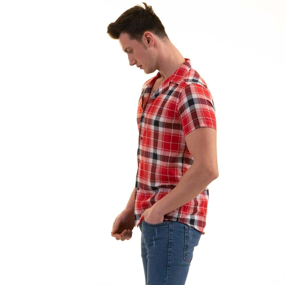 Red Black White Plaid Men's Short Sleeves Shirt