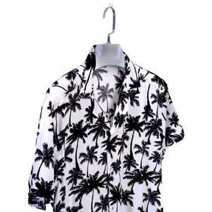 Black White Hawaii Digital Print Camp Collar Men's Short Sleeves Shirt